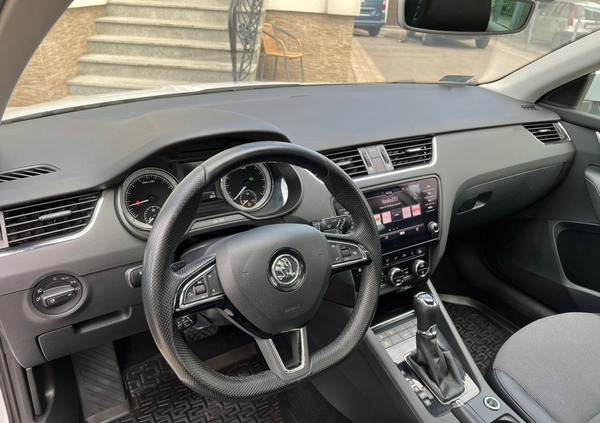 Skoda Octavia cena 71999 przebieg: 115000, rok produkcji 2018 z Kąty Wrocławskie małe 529